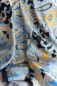 Preview: Seidentuch blau Paisley Muster mit IW Emblem