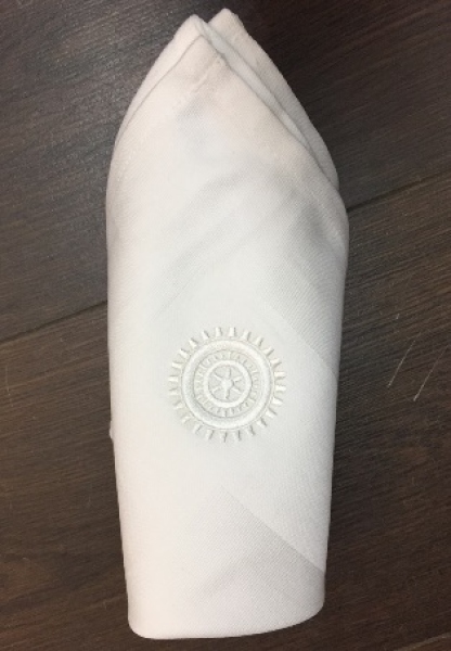 Servietten 50x50 weiß mit Emblem 6er Pack