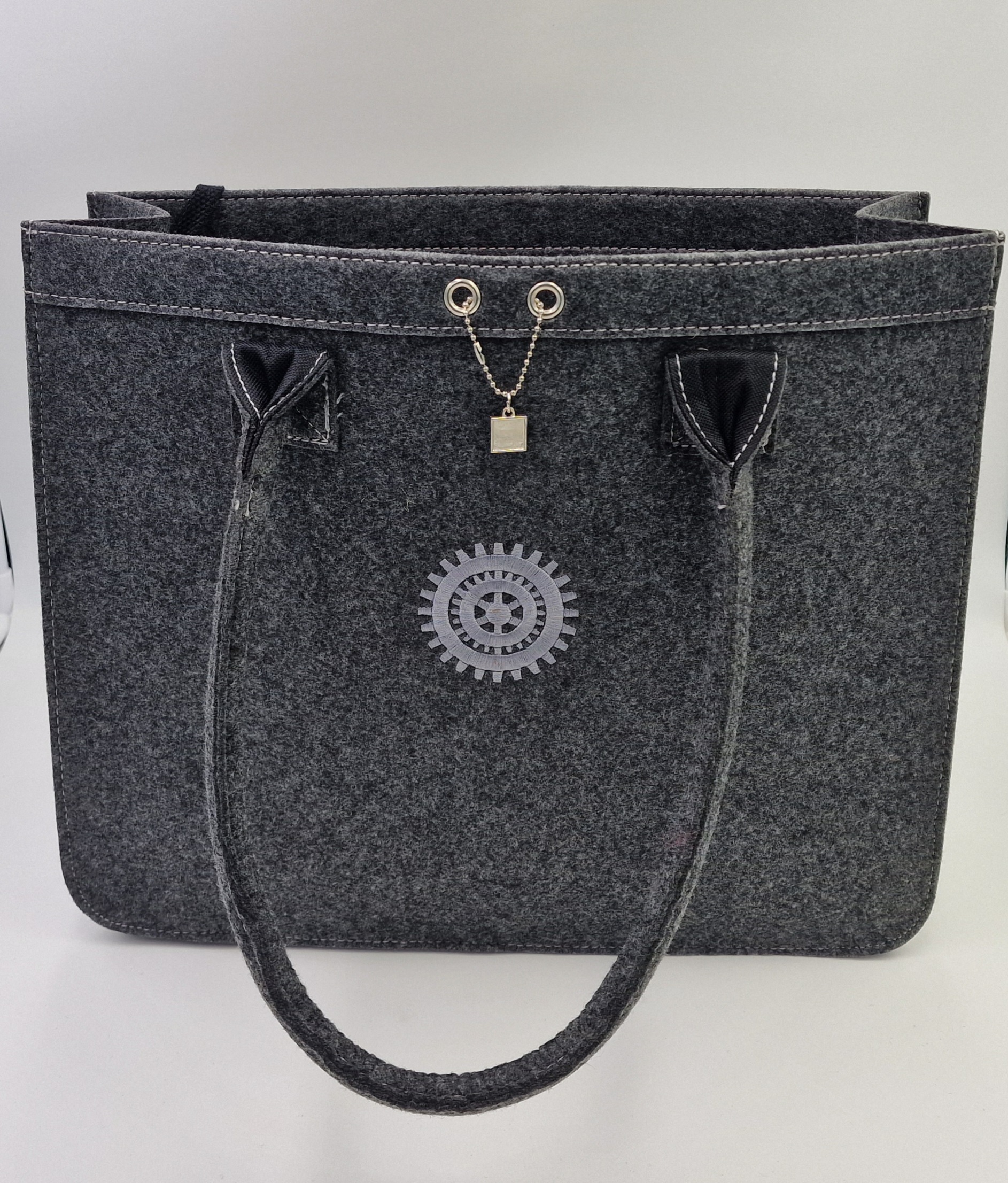 Inner Wheel Benefitshop City Shopper Filztasche antrazit