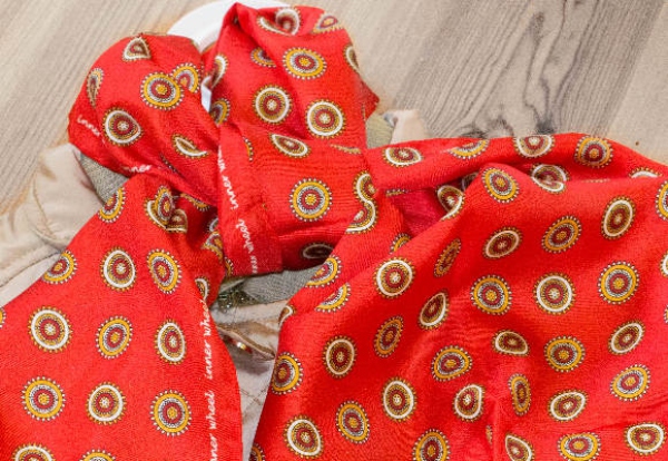IW Seidenschal in rot 30x140 cm