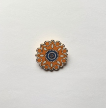 Orange the world-----Brosche